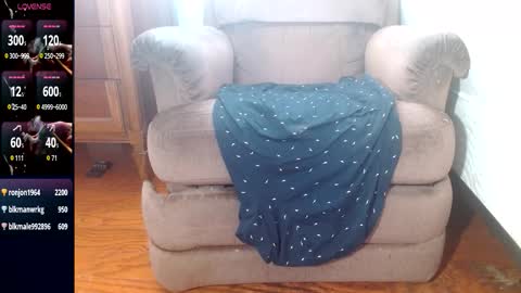 biggdw79 online show from 02/19/26, 06:04