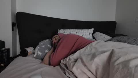 Snapshot of c2cmee chatting on 12/28/24, 05:33 c2cmee online show from 12/28/24, 05:33