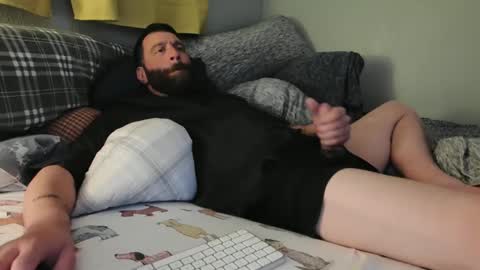 Snapshot of c2cmee chatting on 09/11/25, 05:29 c2cmee online show from 09/11/25, 05:29