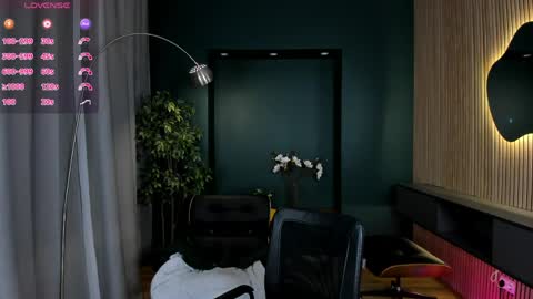 Polly online show from 06/07/26, 08:45