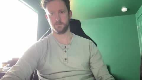 Snapshot of c_suite chatting on 02/17/25, 04:59 c_suite online show from 02/17/25, 04:59