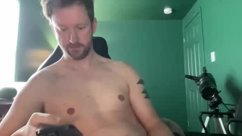 Snapshot of c_suite chatting on 03/04/25, 05:24 c_suite online show from 03/04/25, 05:24