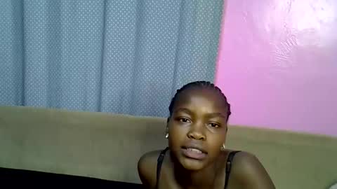 C--trish online show from 10/05/25, 06:50