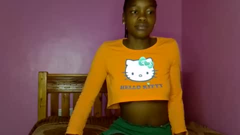 C--trish online show from 10/07/25, 04:53