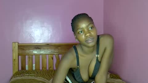 C--trish online show from 10/10/25, 09:36