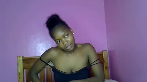 C--trish online show from 11/01/25, 01:24