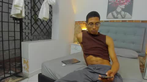 c_worstian_ online show from 12/10/24, 11:11