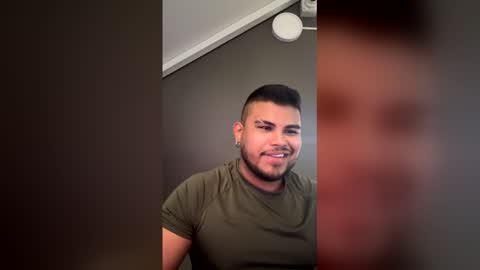 Snapshot of caballero_____ chatting on 05/25/26, 10:05 INSTAGRAM CABALLERO 1998 online show from 05/25/26, 10:05