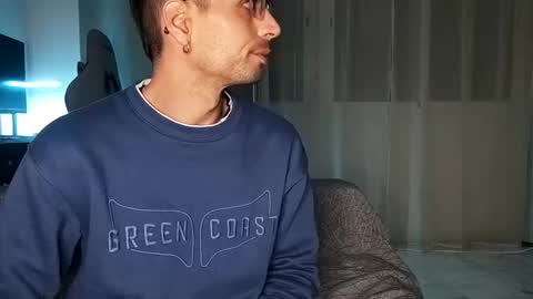 Snapshot of cachondo__23 chatting on 02/04/25, 07:33 cachondo__23 online show from 02/04/25, 07:33