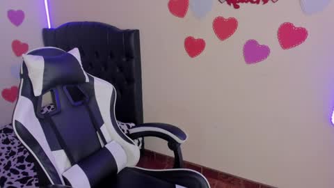 caelisse_cb online show from 04/04/26, 03:31