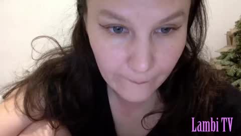 Snapshot of caffeinated_lamb chatting on 12/26/24, 07:38 Lamb online show from 12/26/24, 07:38