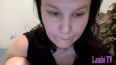 Snapshot of caffeinated_lamb chatting on 01/02/25, 07:18 Lamb online show from 01/02/25, 07:18