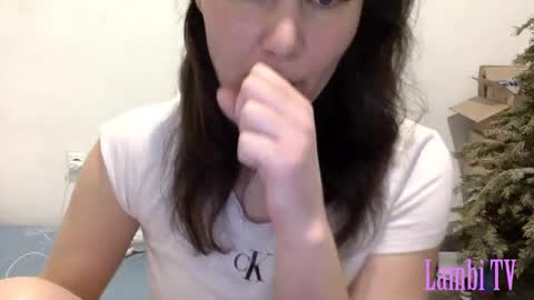 Snapshot of caffeinated_lamb chatting on 01/06/25, 07:13 Lamb online show from 01/06/25, 07:13