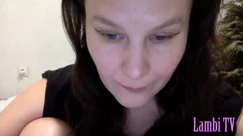 Snapshot of caffeinated_lamb chatting on 01/07/25, 07:17 Lamb online show from 01/07/25, 07:17