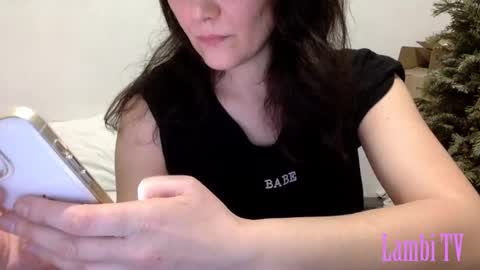 Snapshot of caffeinated_lamb chatting on 01/18/25, 07:15 Lamb online show from 01/18/25, 07:15