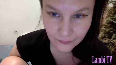 Snapshot of caffeinated_lamb chatting on 01/22/25, 07:13 Lamb online show from 01/22/25, 07:13