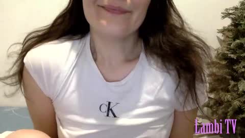 Snapshot of caffeinated_lamb chatting on 02/14/25, 07:23 Lamb online show from 02/14/25, 07:23