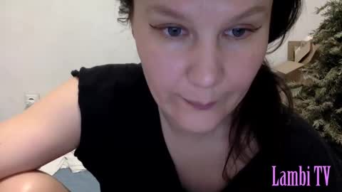 Snapshot of caffeinated_lamb chatting on 03/10/25, 07:29 Lamb online show from 03/10/25, 07:29