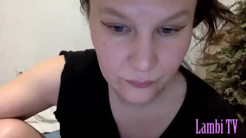 Snapshot of caffeinated_lamb chatting on 03/11/25, 07:25 Lamb online show from 03/11/25, 07:25