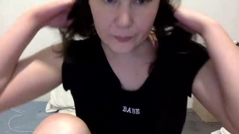 Snapshot of caffeinated_lamb chatting on 09/18/25, 06:10 Lamb online show from 09/18/25, 06:10