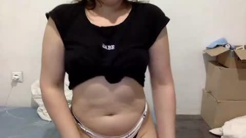 Snapshot of caffeinated_lamb chatting on 09/23/25, 06:11 Lamb online show from 09/23/25, 06:11