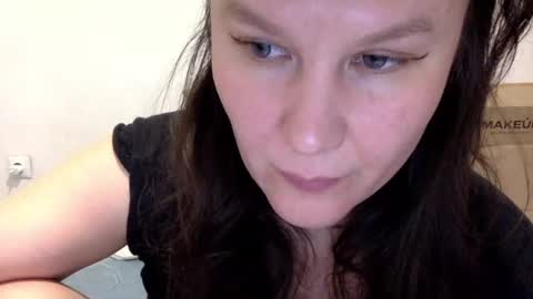 Snapshot of caffeinated_lamb chatting on 10/02/25, 06:04 Lamb online show from 10/02/25, 06:04