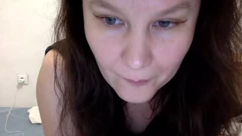 Snapshot of caffeinated_lamb chatting on 10/11/25, 06:06 Lamb online show from 10/11/25, 06:06