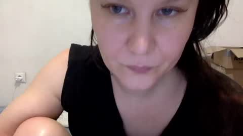 Snapshot of caffeinated_lamb chatting on 10/29/25, 07:04 Lamb online show from 10/29/25, 07:04