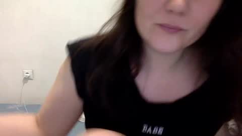 Snapshot of caffeinated_lamb chatting on 10/30/25, 07:14 Lamb online show from 10/30/25, 07:14