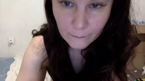 Snapshot of caffeinated_lamb chatting on 05/20/26, 05:52 Lamb online show from 05/20/26, 05:52