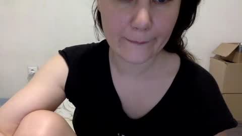 Snapshot of caffeinated_lamb chatting on 05/25/26, 06:14 Lamb online show from 05/25/26, 06:14