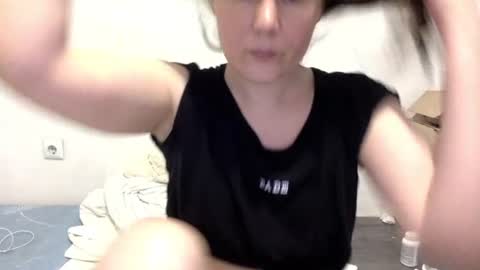 Snapshot of caffeinated_lamb chatting on 05/26/26, 05:53 Lamb online show from 05/26/26, 05:53