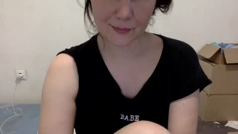Snapshot of caffeinated_lamb chatting on 06/04/26, 05:52 Lamb online show from 06/04/26, 05:52