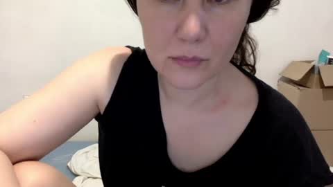 Snapshot of caffeinated_lamb chatting on 06/05/26, 05:51 Lamb online show from 06/05/26, 05:51
