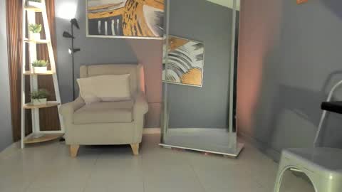 Snapshot of cailing chatting on 02/28/26, 11:00 I am Katherine online show from 02/28/26, 11:00