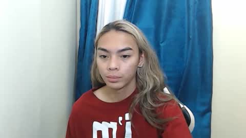 caitessa_bellemoir online show from 03/23/26, 03:05