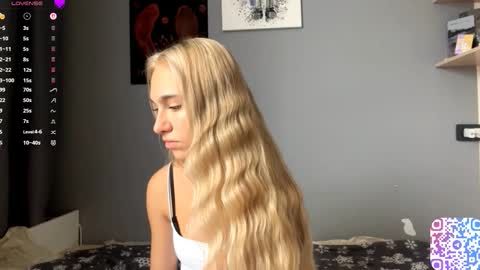 Kate online show from 11/24/25, 04:34