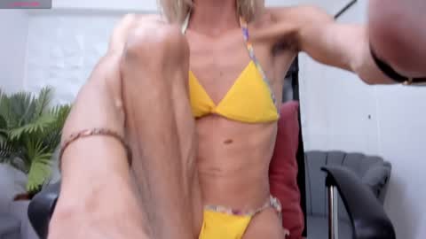 Snapshot of caitlyn_jones chatting on 01/10/25, 11:29 Caitlyn online show from 01/10/25, 11:29