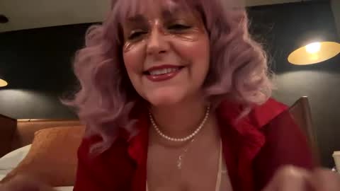 Snapshot of cakexcake chatting on 03/06/25, 01:58 CakeXCake online show from 03/06/25, 01:58