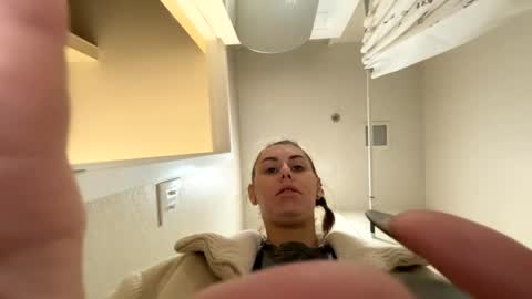 Snapshot of calicambri chatting on 10/23/25, 11:53 The Cali Cambri online show from 10/23/25, 11:53