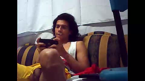 Snapshot of californiacam2 chatting on 12/05/24, 09:39 californiacam2 online show from 12/05/24, 09:39