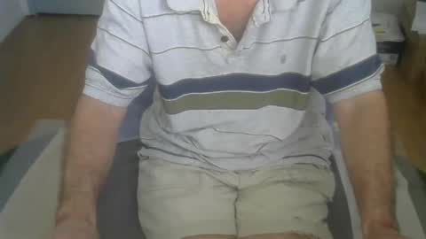 Snapshot of califun4u chatting on 12/15/24, 09:09 califun4u online show from 12/15/24, 09:09