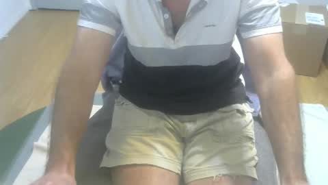 Snapshot of califun4u chatting on 01/10/25, 01:21 califun4u online show from 01/10/25, 01:21