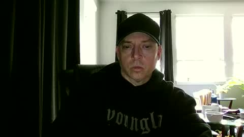 Snapshot of caligrown1154 chatting on 07/05/26, 04:58 caligrown1154 online show from 07/05/26, 04:58