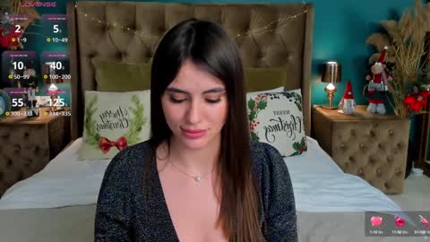 Snapshot of calimoon_ chatting on 01/01/25, 10:56 Cali online show from 01/01/25, 10:56