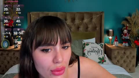 Snapshot of calimoon_ chatting on 01/04/25, 01:52 Cali online show from 01/04/25, 01:52