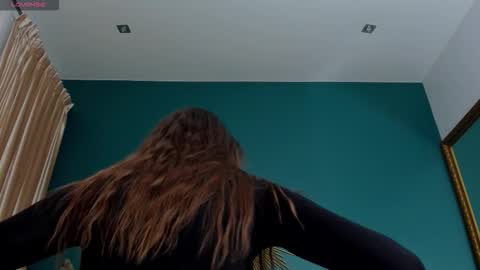 Cali online show from 12/16/25, 01:16