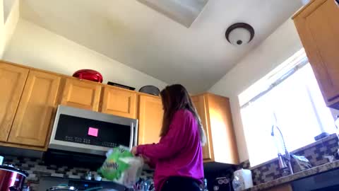 calishop1 online show from 02/28/25, 07:14