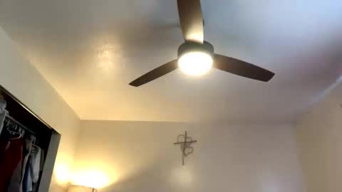 calishop1 online show from 04/23/26, 06:32