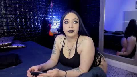 Snapshot of calliope_dark chatting on 09/15/25, 12:38 calliope_dark online show from 09/15/25, 12:38